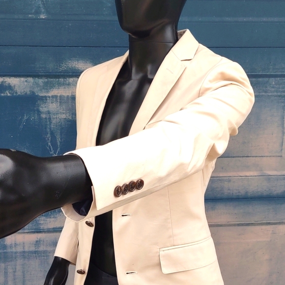 Bonobos® Men's Foundation Chambray Suit Jacket (Slim Fit.) - Picture 12 of 17